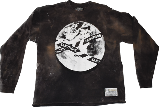 WORLD TOUR LONG SLEEVE SHIRT